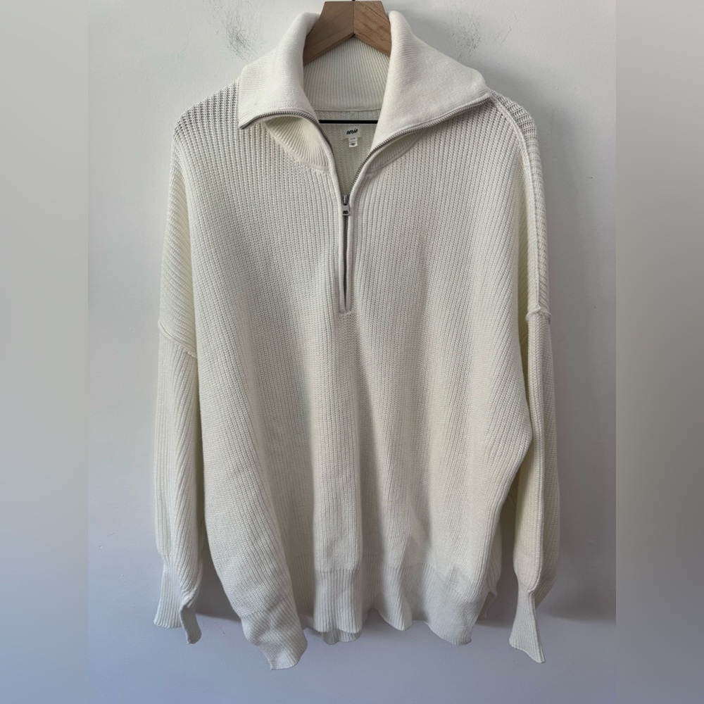 NWOT Aerie Women's Cream Zip-Up Sweater Large